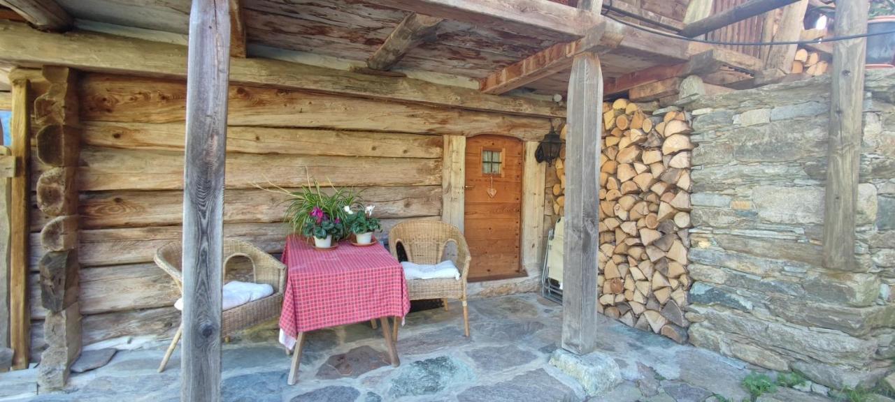 Agriturismo Alagna Buitenkant foto