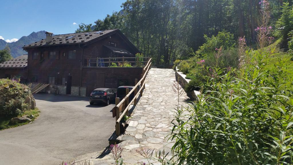 Agriturismo Alagna Buitenkant foto